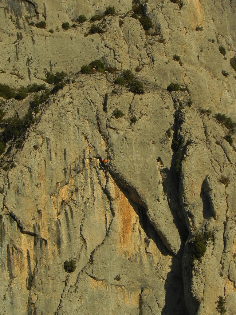 22846999934_b32f25a6ca_b